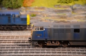 Weathering locomotives